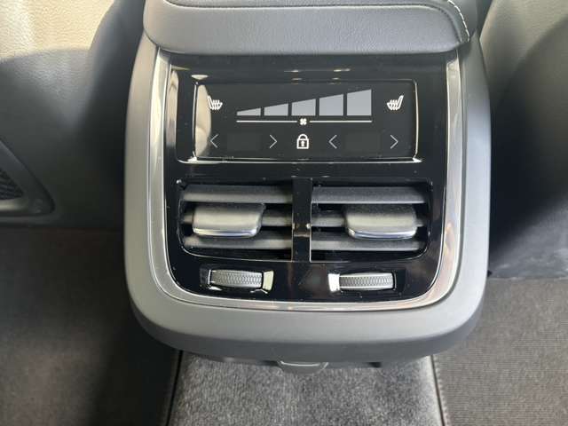 ボルボ Ｖ６０ Ｂ５　Ｒデザイン R3年 (東北) 99