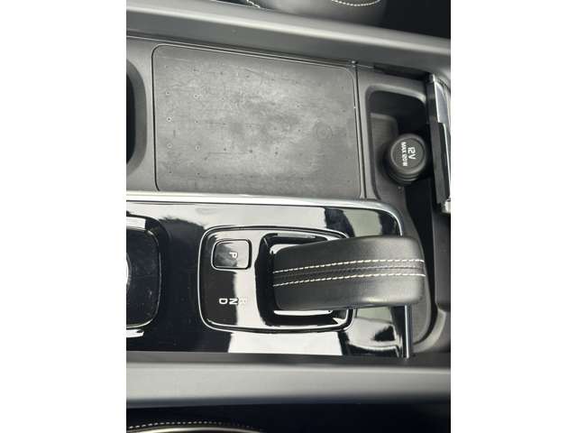 ボルボ Ｖ６０ Ｂ５　Ｒデザイン R3年 (東北) 99