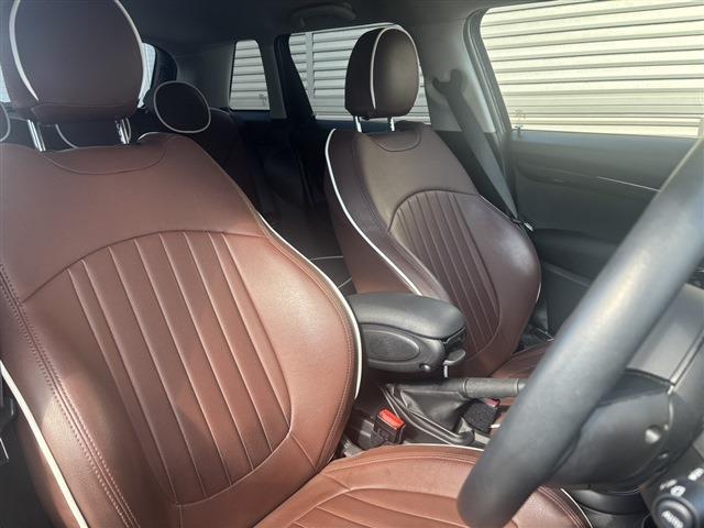 ミニ ミニ クーパーＳＤ ５ドア R2年 (東北) 99