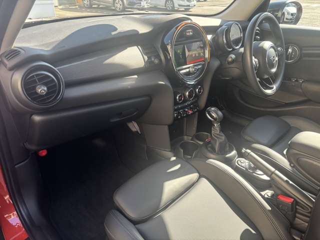 ミニ ミニ クーパーＤ ５ドア R2年 (東北) 99