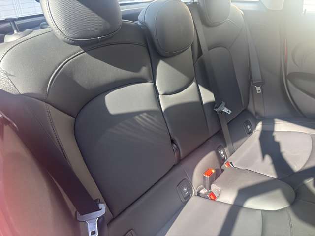 ミニ ミニ クーパーＤ ５ドア R2年 (東北) 99