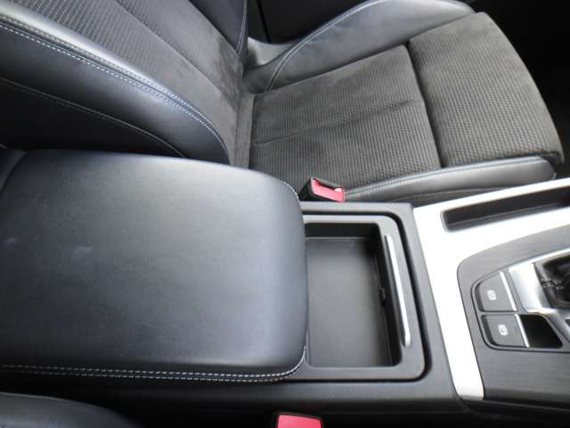 アウディ Ｑ５ ４０ ＴＤＩ クワトロ スポーツ Ｓラインパッケージ ディーゼルターボ ４ＷＤ R1年 (東北) 99