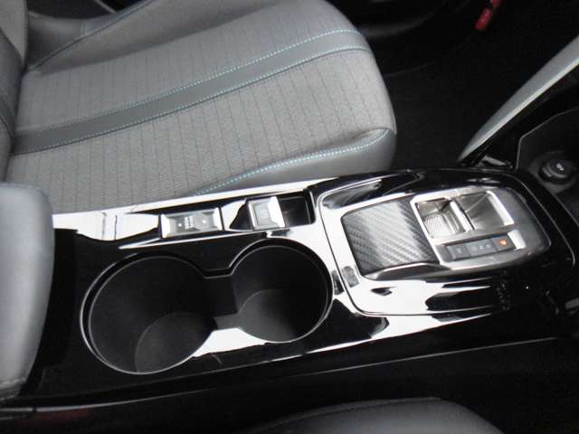 プジョー ２０８ アリュール R4年 (東北) 99