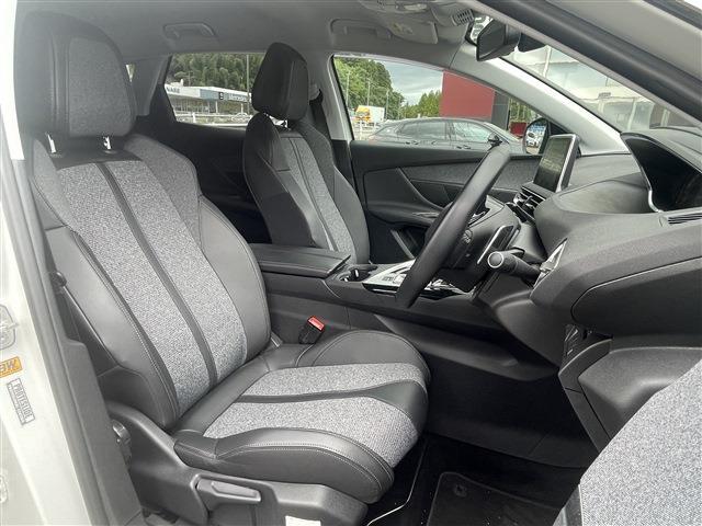 プジョー ３００８ アリュール　ＬＥＤパッケージ R2年 (東北) 99