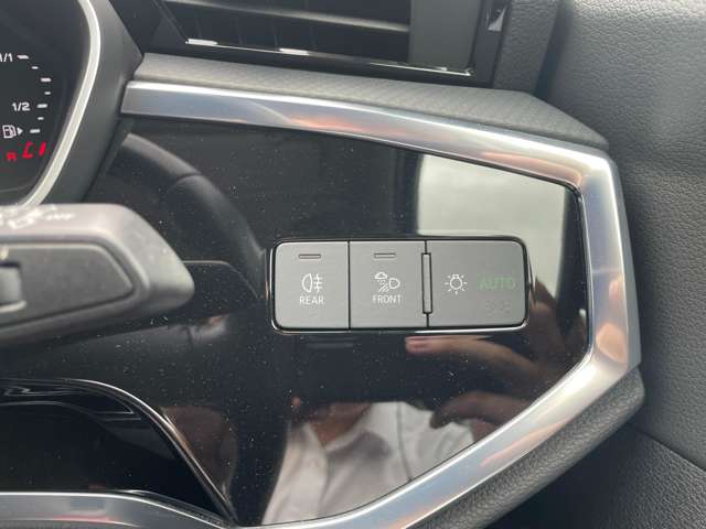 アウディ Ｑ３ ３５ ＴＦＳＩ アドバンスト R2年 (東北) 99