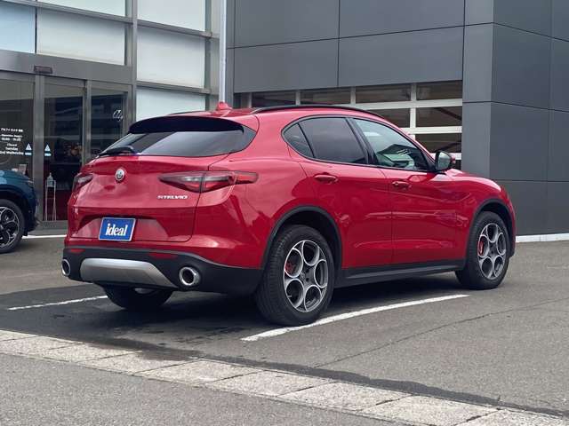 アルファロメオ ステルヴィオ ２．２ ターボ ディーゼル Ｑ４ スポーツパッケージ ４ＷＤ R1年 (東北) 99