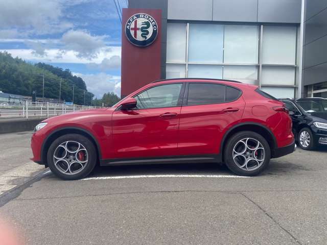 アルファロメオ ステルヴィオ ２．２ ターボ ディーゼル Ｑ４ スポーツパッケージ ４ＷＤ R1年 (東北) 99