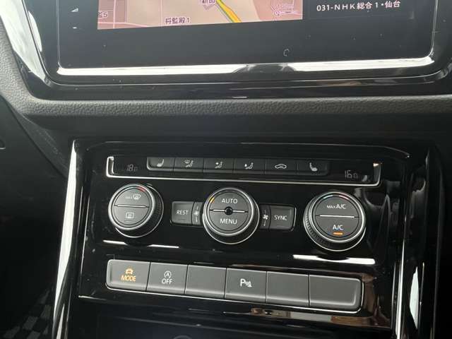 フォルクスワーゲン ゴルフトゥーラン ＴＤＩ ハイライン ディーゼルターボ R1年 (東北) 99