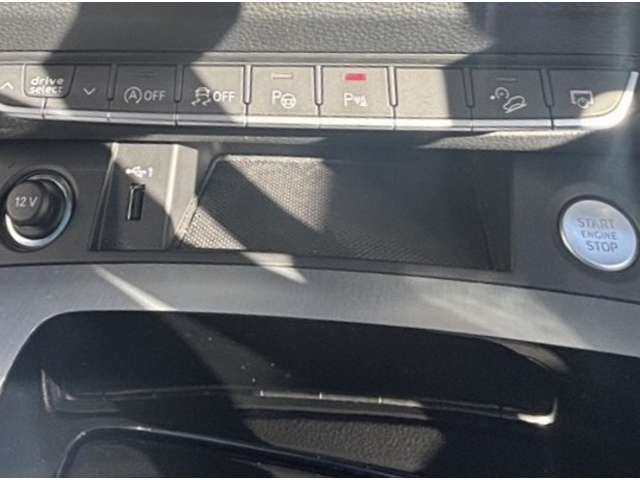 アウディ Ｑ５ ４０ ＴＤＩ クワトロ Ｓライン ディーゼルターボ ４ＷＤ R3年 (東北) 99