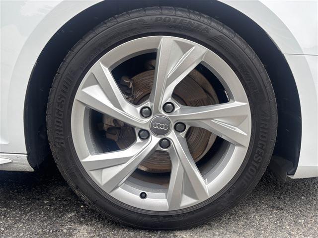 アウディ Ａ４ ４０ ＴＦＳＩ マイスターシュトュック Ｓラインパッケージ R1年 (東北) 99