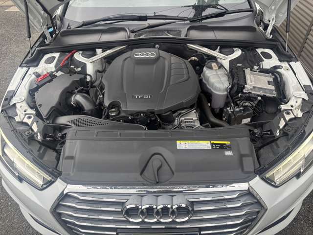 アウディ Ａ４ ４０ ＴＦＳＩ マイスターシュトュック Ｓラインパッケージ R1年 (東北) 99