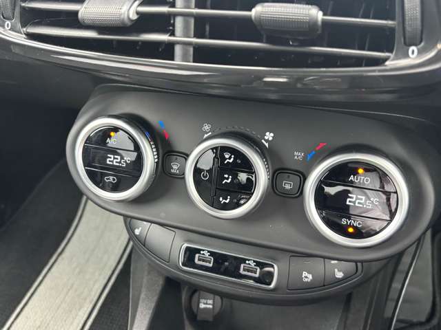 フィアット ５００Ｘ スポーツ R3年 (東北) 99