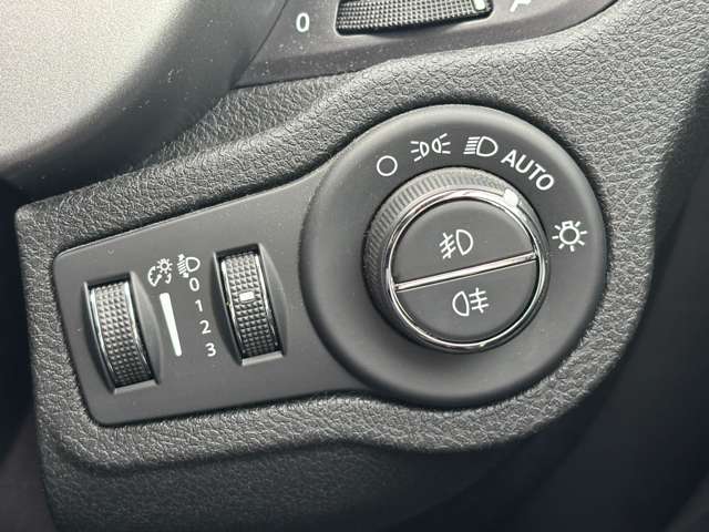 フィアット ５００Ｘ スポーツ R3年 (東北) 99