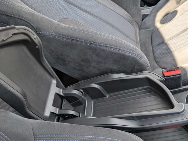 ＢＭＷ ２シリーズアクティブツアラー ２１８Ｄ Ｍスポーツ ディーゼルターボ H29年 (東北) 99