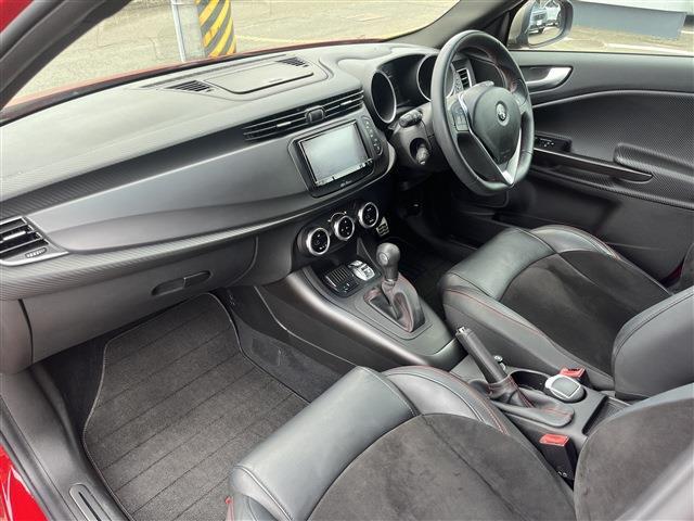 アルファロメオ ジュリエッタ ヴェローチェ H29年 (東北) 99