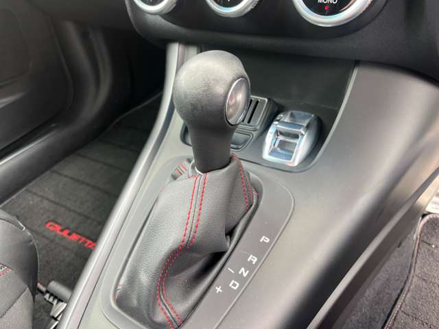 アルファロメオ ジュリエッタ ヴェローチェ H29年 (東北) 99