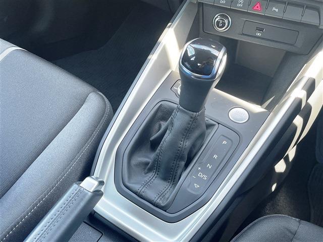 アウディ Ａ１　スポーツバック ３５ ＴＦＳＩ アドバンスト R2年 (東北) 99