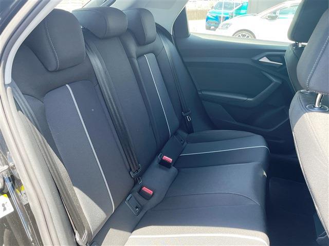 アウディ Ａ１　スポーツバック ３５ ＴＦＳＩ アドバンスト R2年 (東北) 99