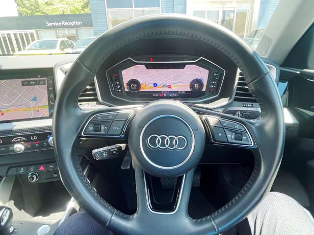 アウディ Ａ１　スポーツバック ３５ ＴＦＳＩ アドバンスト R2年 (東北) 99