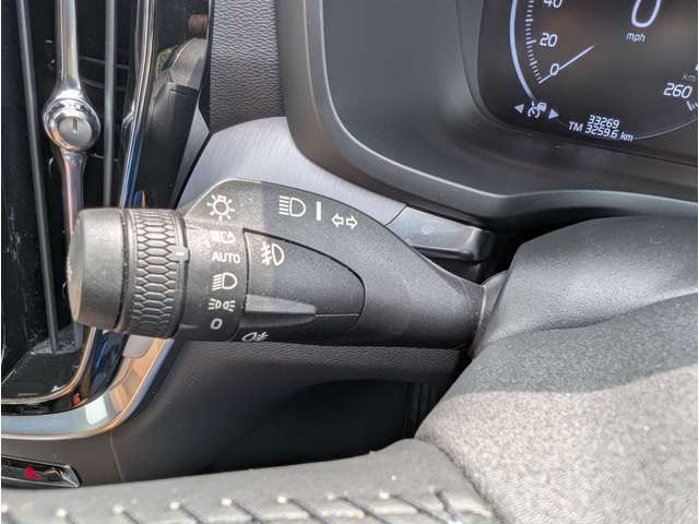 ボルボ Ｖ６０ Ｔ５　モメンタム R2年 (東北) 99