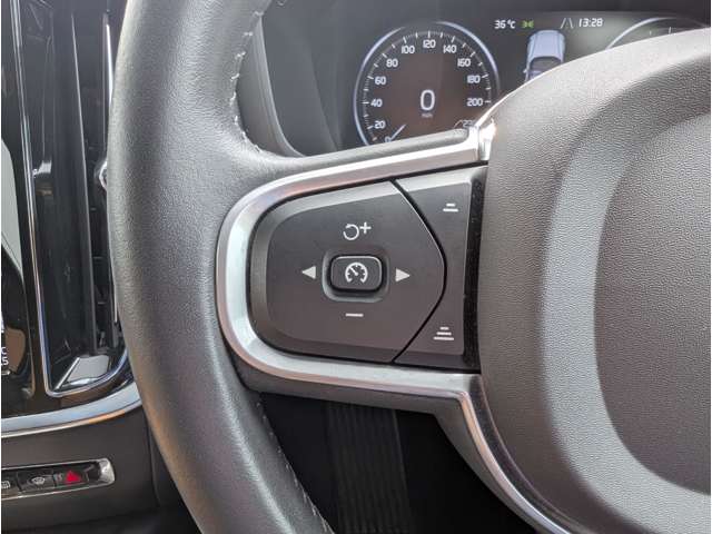 ボルボ Ｖ６０ Ｔ５　モメンタム R2年 (東北) 99