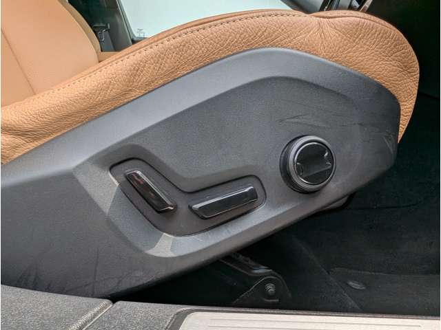 ボルボ Ｖ６０ Ｔ５　モメンタム R2年 (東北) 99