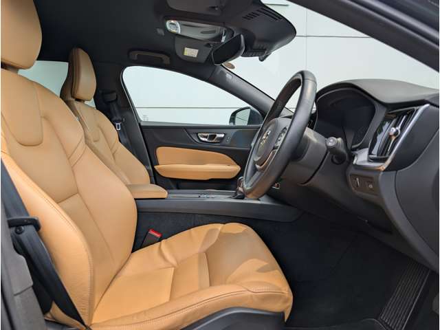 ボルボ Ｖ６０ Ｔ５　モメンタム R2年 (東北) 99