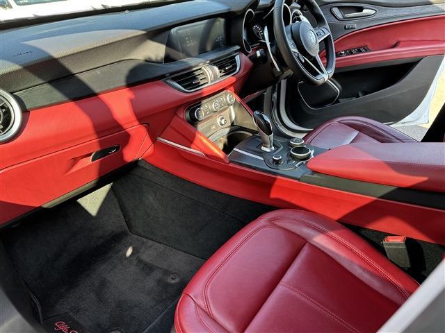 アルファロメオ ステルヴィオ ２．２ ターボ ディーゼル Ｑ４ ４ＷＤ R1年 (東北) 99