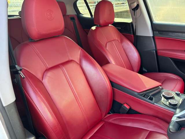 アルファロメオ ステルヴィオ ２．２ ターボ ディーゼル Ｑ４ ４ＷＤ R1年 (東北) 99