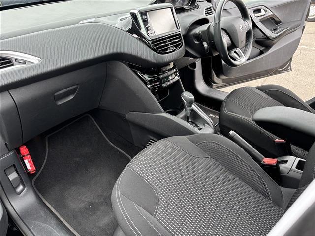 プジョー ２０８ アリュール　シエロパッケージ H28年 (東北) 99