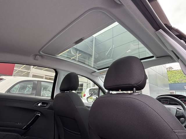 プジョー ２０８ アリュール　シエロパッケージ H28年 (東北) 99