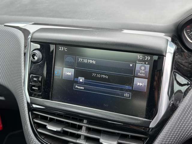 プジョー ２０８ アリュール　シエロパッケージ H28年 (東北) 99