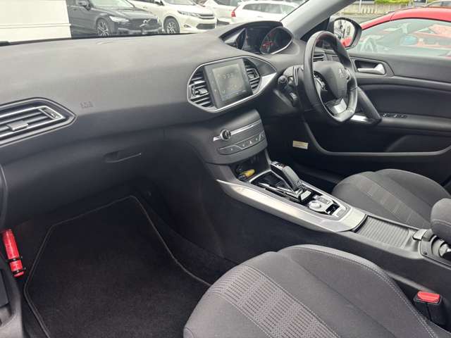 プジョー ３０８ アリュール ブルーＨＤＩ ディーゼルターボ R2年 (東北) 99