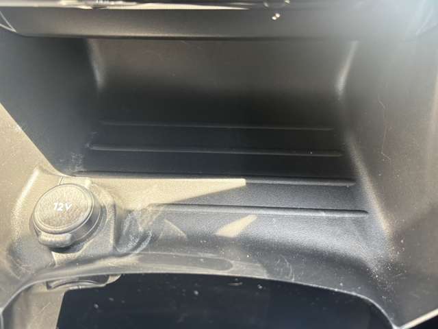 プジョー ＳＵＶ ２００８ ＧＴライン R2年 (東北) 99