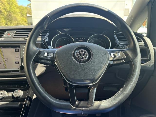 フォルクスワーゲン ゴルフトゥーラン ＴＳＩ　ハイライン H29年 (東北) 99