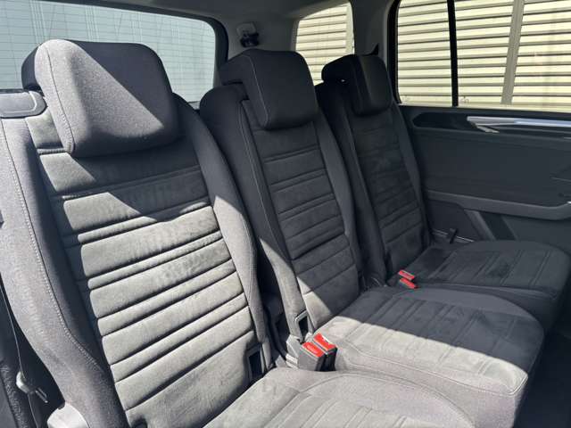 フォルクスワーゲン ゴルフトゥーラン ＴＳＩ　ハイライン H29年 (東北) 99