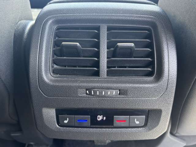 フォルクスワーゲン ゴルフトゥーラン ＴＳＩ　ハイライン H29年 (東北) 99