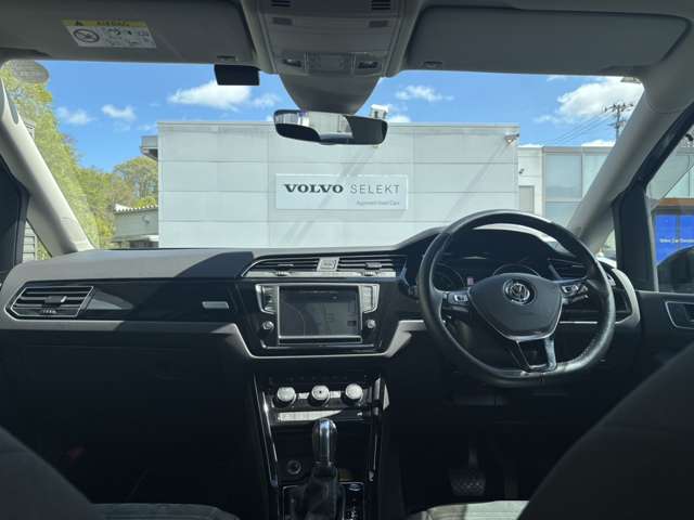 フォルクスワーゲン ゴルフトゥーラン ＴＳＩ　ハイライン H29年 (東北) 99