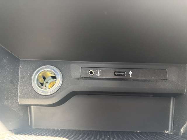 フォルクスワーゲン ゴルフトゥーラン ＴＳＩ　ハイライン H29年 (東北) 99