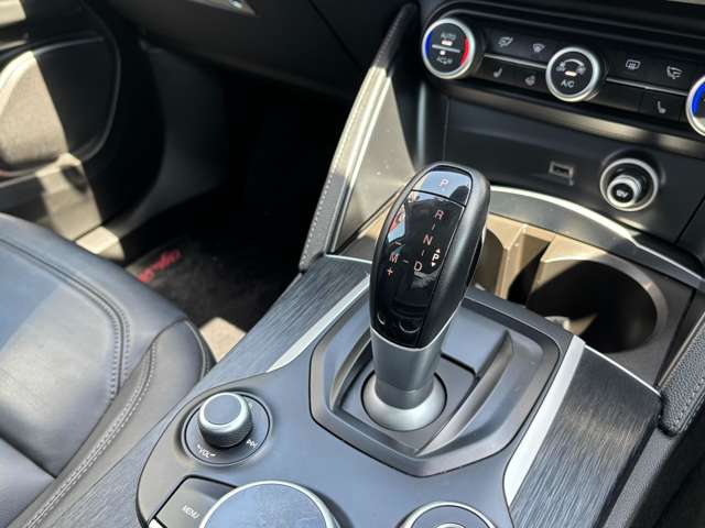 アルファロメオ ステルヴィオ ２．２ ターボ ディーゼル Ｑ４ ４ＷＤ R1年 (東北) 99