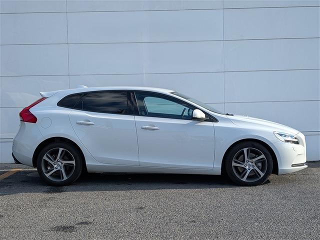 ボルボ Ｖ４０ Ｄ４ モメンタム ディーゼルターボ H28年 (東北) 99