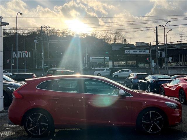 ボルボ Ｖ４０ Ｄ４ Ｒデザイン ディーゼルターボ H28年 (東北) 99