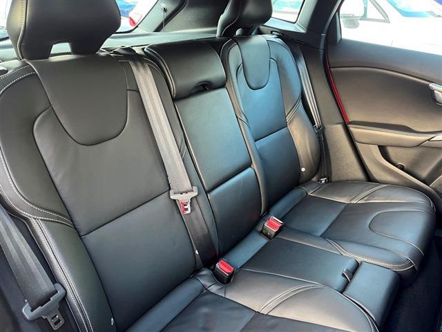 ボルボ Ｖ４０ Ｄ４ Ｒデザイン ディーゼルターボ H28年 (東北) 99