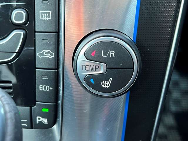 ボルボ Ｖ４０ Ｄ４ Ｒデザイン ディーゼルターボ H28年 (東北) 99