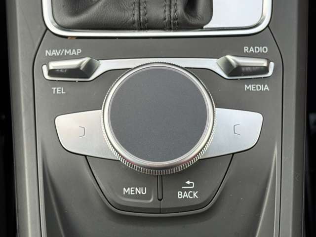 アウディ Ｑ２ ハッシュタグ　アニバーサリー　リミテッド H30年 (東北) 99