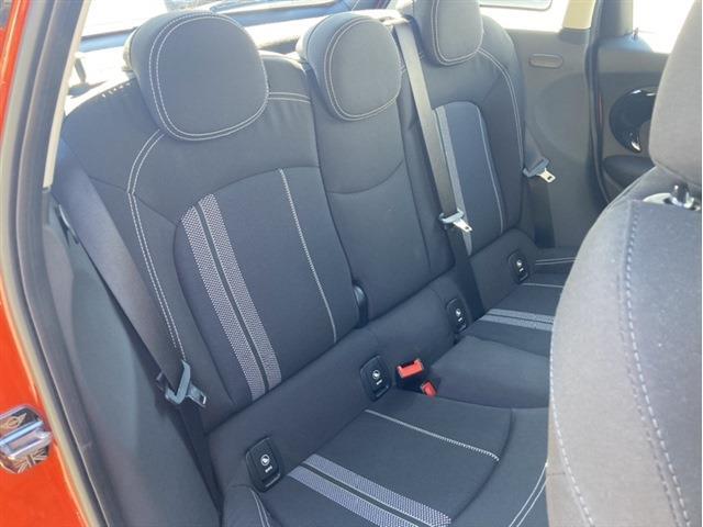 ミニ ミニ クーパーＳ ５ドア ＤＣＴ R1年 (東北) 99