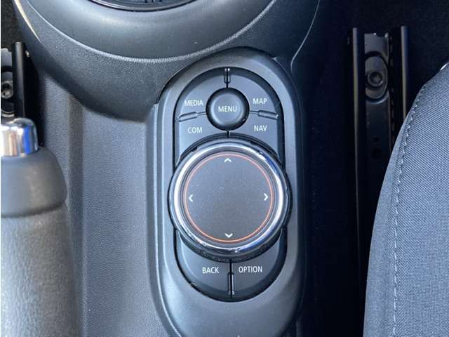 ミニ ミニ クーパーＳ ５ドア ＤＣＴ R1年 (東北) 99