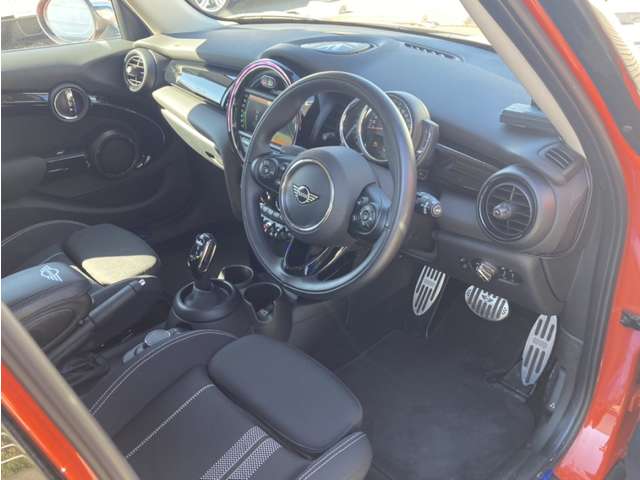 ミニ ミニ クーパーＳ ５ドア ＤＣＴ R1年 (東北) 99