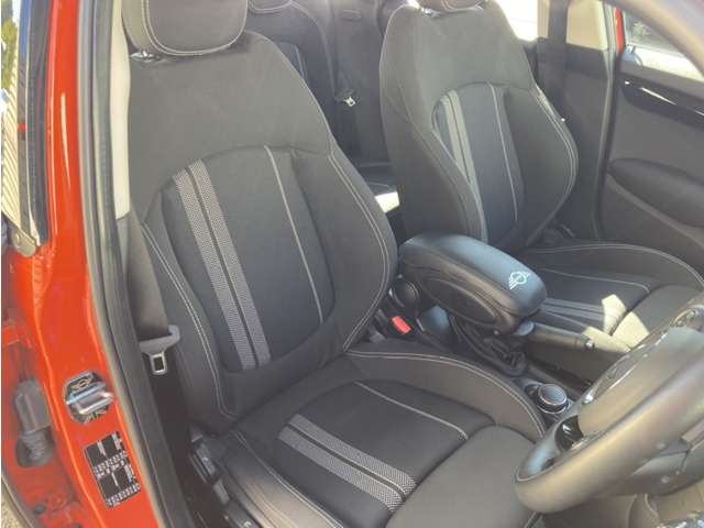 ミニ ミニ クーパーＳ ５ドア ＤＣＴ R1年 (東北) 99