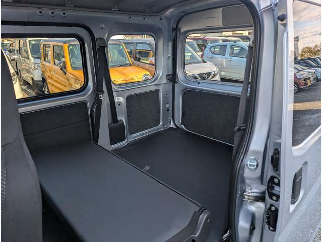 ダイハツ ハイゼットカーゴ ６６０ デラックス R7年 (関東) 99